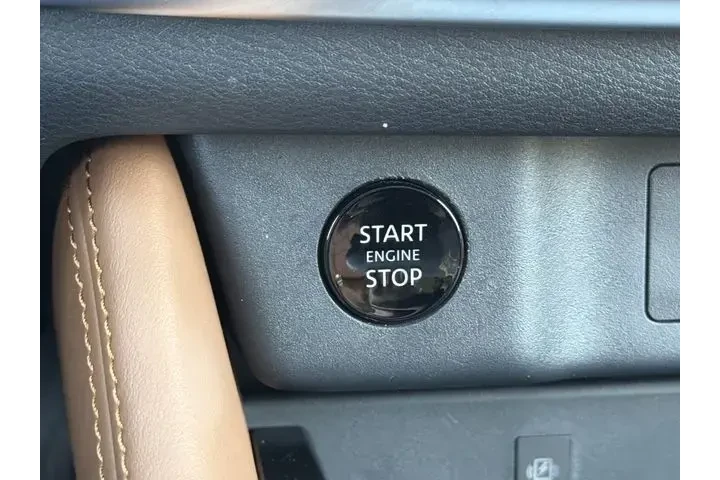 $29899 : Nissan Rogue 2025 Platinum 4 image 9