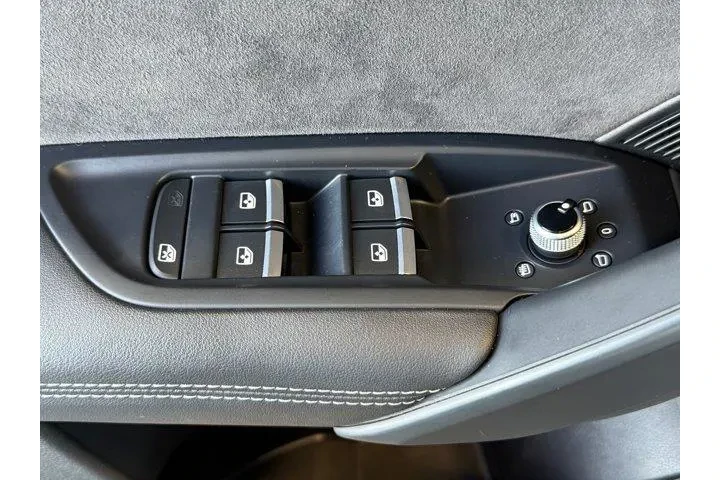 $19998 : Audi SQ5 2018 AWD 3.0T quatt image 9