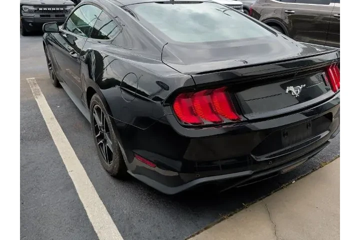 $26676 : Ford Mustang 2023 EcoBoost P image 4