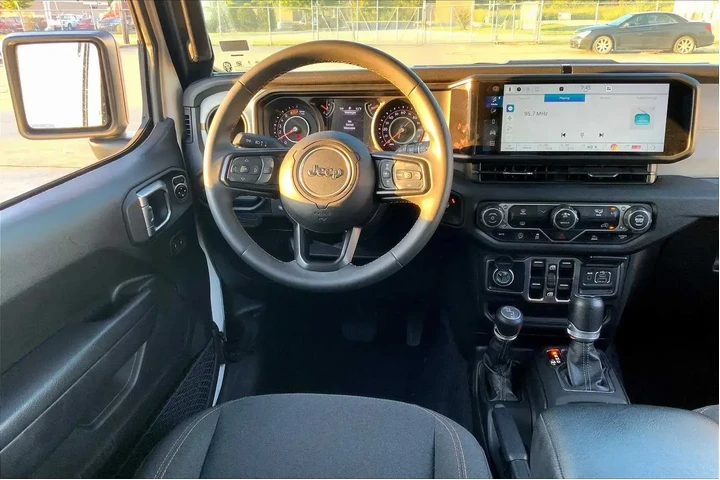 $31998 : Jeep Wrangler 2024 4x4 Sport image 5