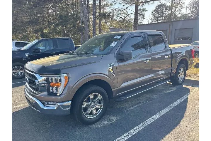 $35997 : Ford F-150 2021 4x2 XLT 4dr image 1