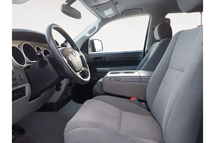 $16961 : Toyota Tundra 2011 4x4 Grade image 9