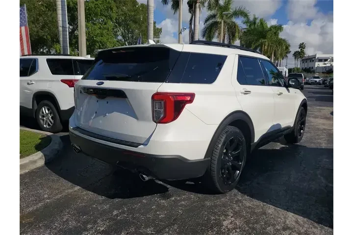 Ford Explorer 2023 ST-Line 4 image 3