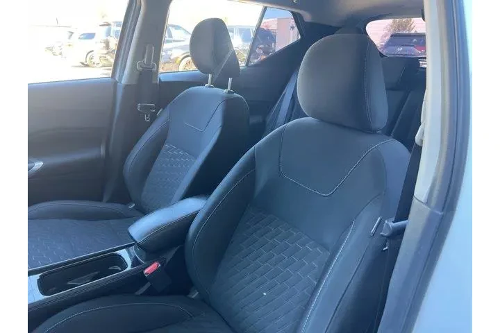 $15991 : Nissan Kicks 2023 SV 4dr Cro image 10