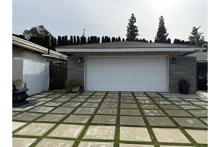 $1000 : Move in ready home image 5