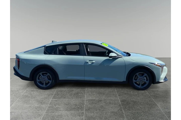 $29199 : Kia K4 2025 image 6