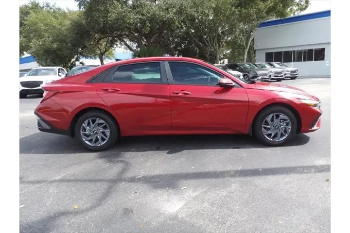 $26739 : Hyundai ELANTRA Hybrid 2025 image 4