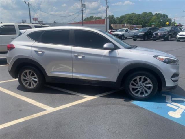 2018 Tucson image 4