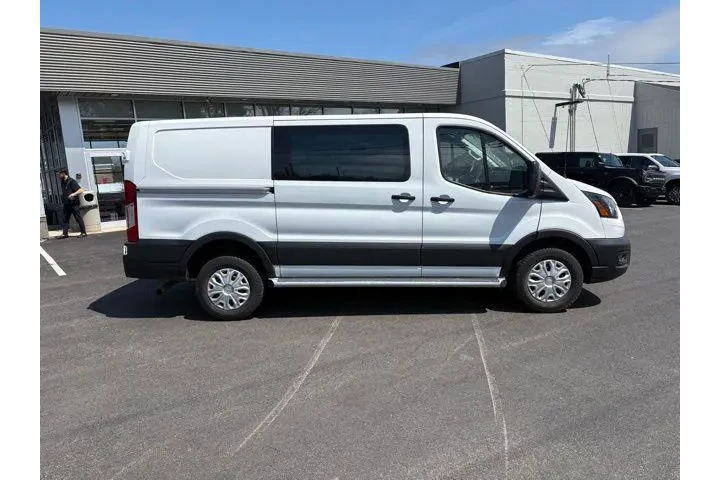 $32995 : Ford Transit 2024 250 3dr LW image 2