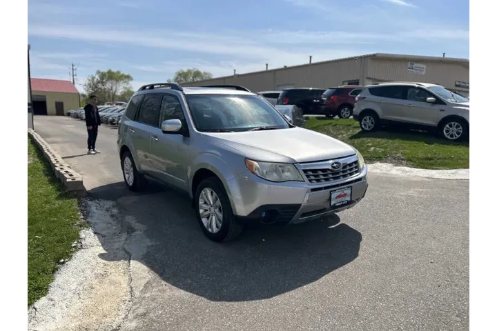 $6990 : 2012 Forester 2.5X Premium image 7