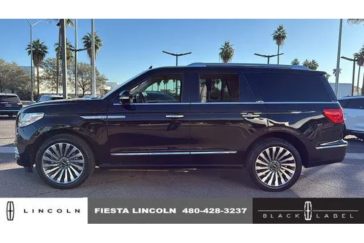 $32718 : Lincoln Navigator 2019 4x4 R image 3