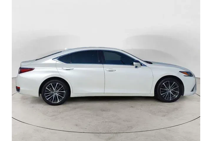 $28588 : Lexus ES 250 2022 AWD 4dr Se image 6