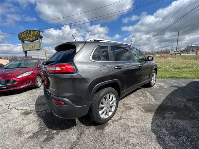 2015 Cherokee Limited image 6