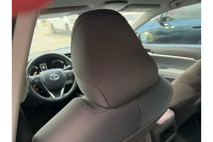 $17995 : Toyota Camry 2019 LE 4dr Sed image 6