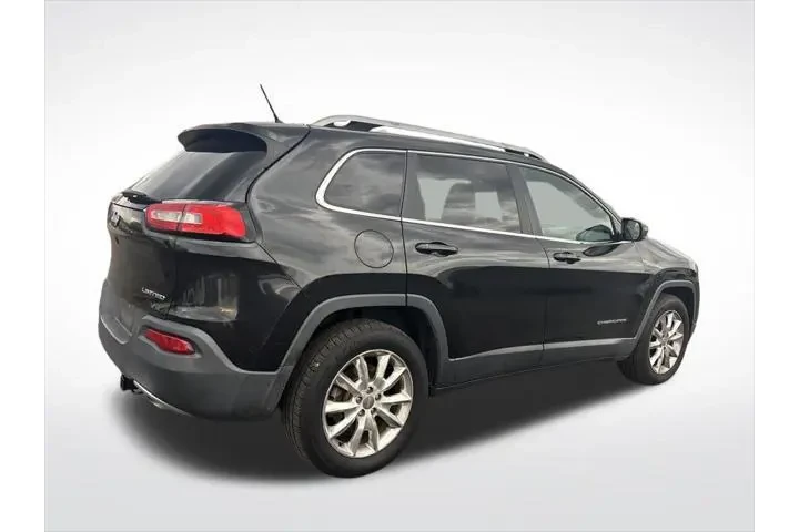 $9000 : Jeep Cherokee 2014 4x4 Limit image 5