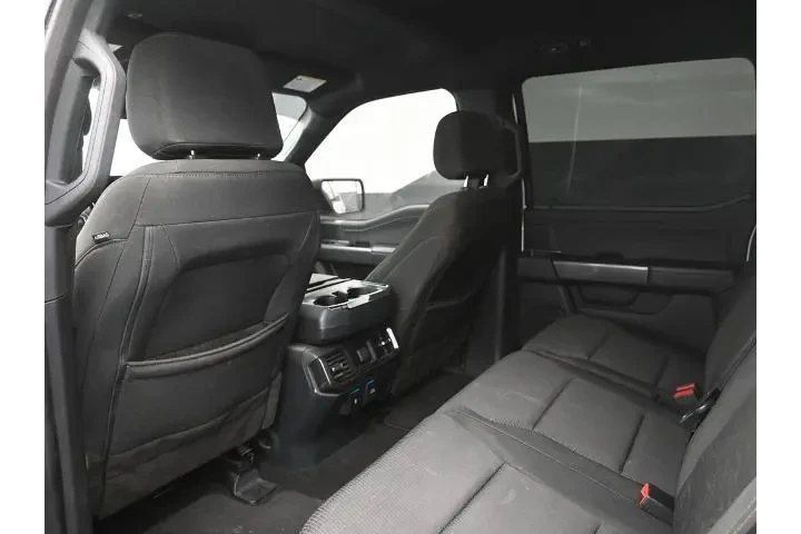 $32881 : Ford F-150 2022 4x2 XLT 4dr image 2