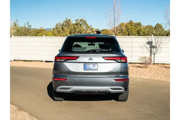 $24443 : 2022 Outlander SE image 5