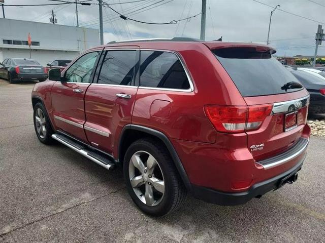 $12000 : 2011 Grand Cherokee Limited image 5