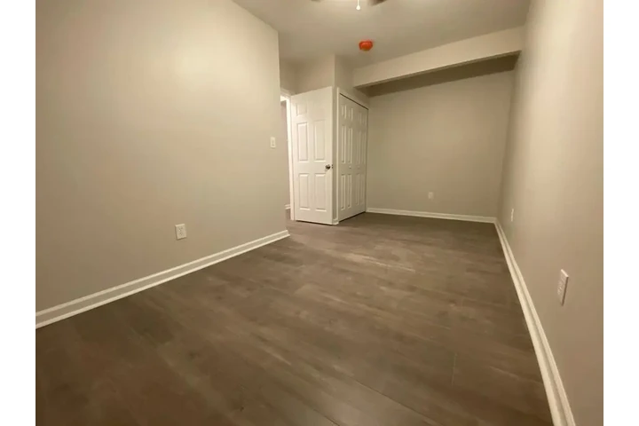 $900 : Pintoresco de 1 dormitorio image 5