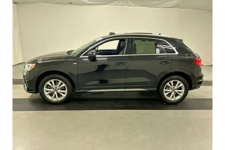$29200 : Audi Q3 2022 AWD quattro S l image 7