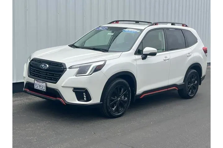 $27494 : Subaru Forester 2023 AWD Spo image 1