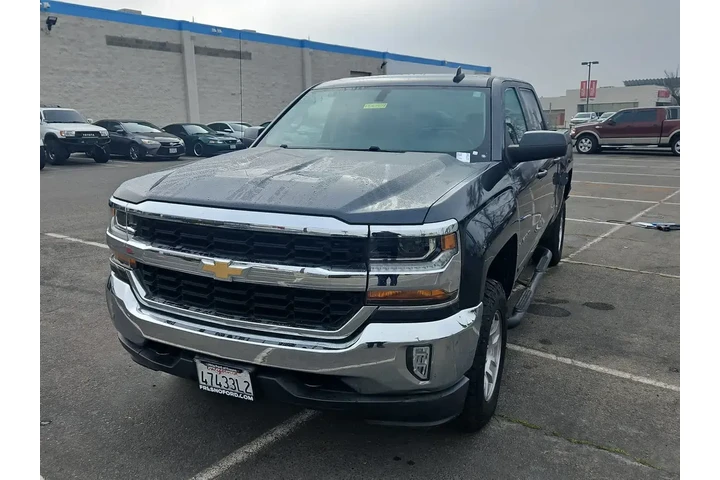 $31500 : Chevrolet Silverado 1500 201 image 1