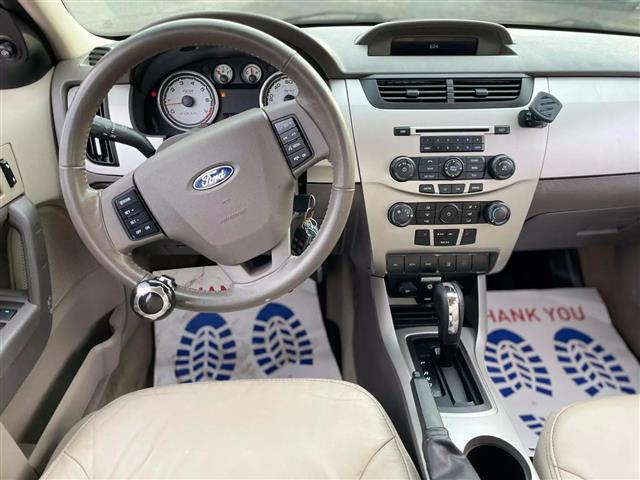 $6900 : 2008 FORD FOCUS2008 FORD FOCUS image 9