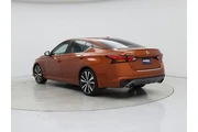 $15998 : Nissan Altima 2020 2.5 SR 4d thumbnail