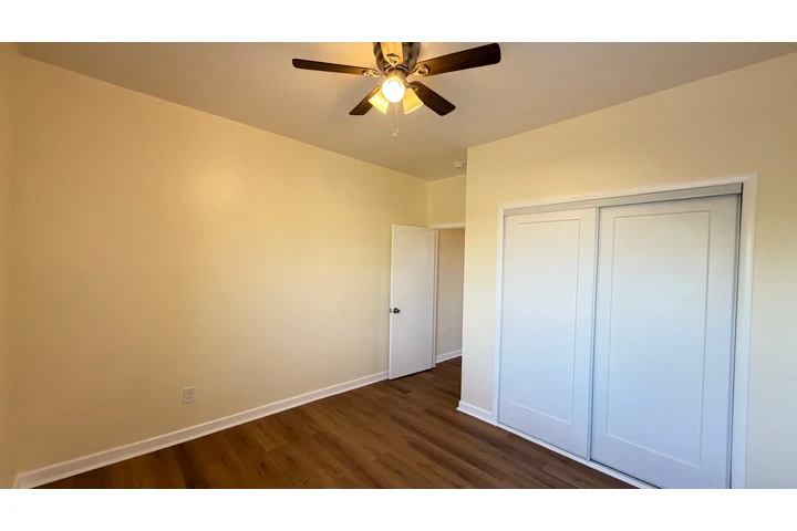 $2200 : Recien remodel0 2 recamaras image 4