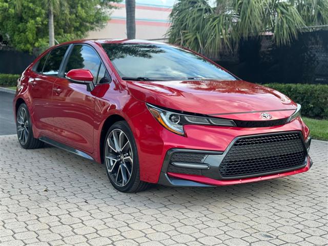 $12900 : 2020 Toyota Corolla SE RED image 8