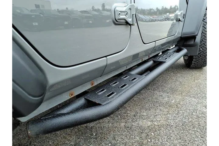 $24525 : Jeep Wrangler Unlimited 2021 image 5