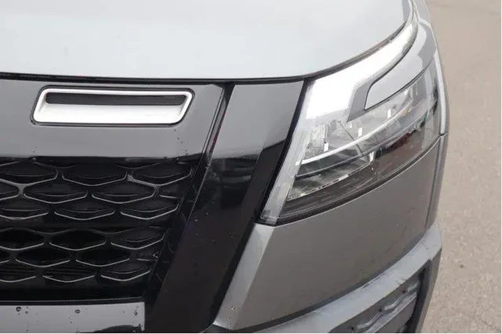 $33753 : Nissan Pathfinder 2023 AWD R image 10