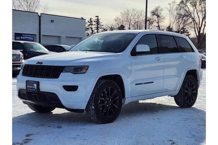 $19995 : 2021 Grand Cherokee Laredo X image 7