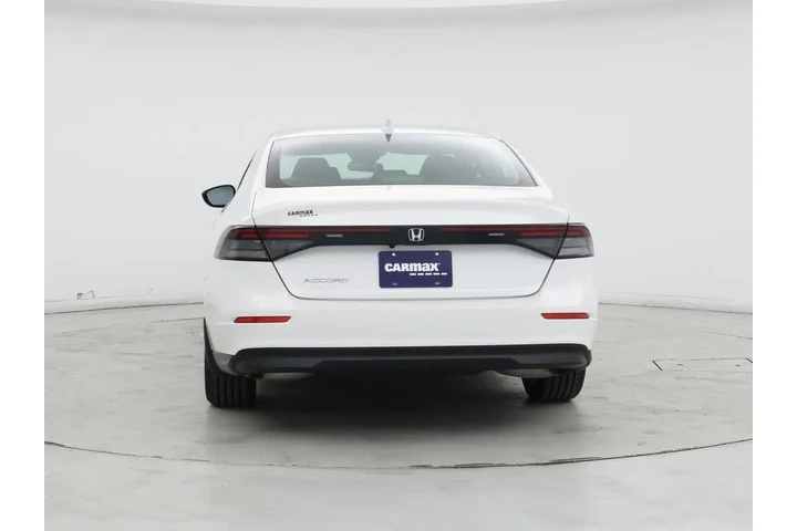 $25998 : Honda Accord 2024 LX 4dr Sed image 6