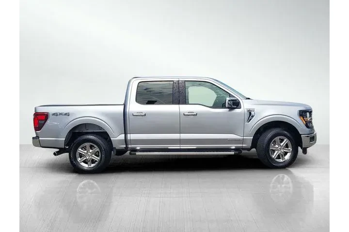 $39923 : Ford F-150 2024 4x4 XLT 4dr image 3