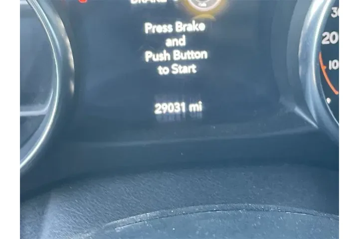 $31499 : Jeep Gladiator 2021 4x4 Spor image 10