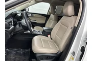 $30500 : Ford Explorer 2023 AWD XLT 4 thumbnail