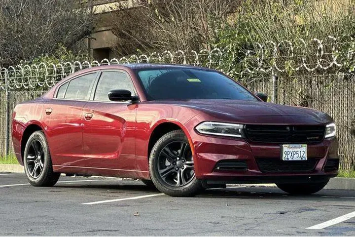 $24368 : Dodge Charger 2023 SXT 4dr S image 2