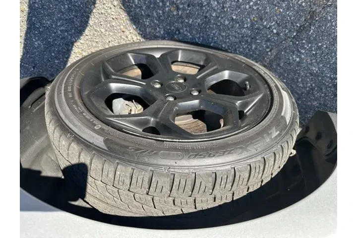 $15737 : Ford EcoSport 2021 AWD SES 4 image 9