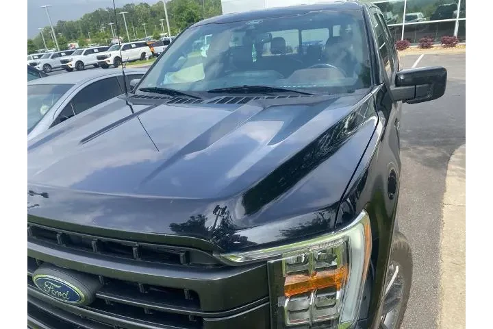 $35435 : Ford F-150 2021 4x4 XL 4dr S image 2