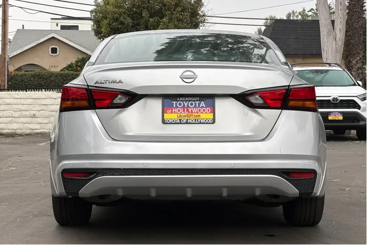 $18999 : Nissan Altima 2023 2.5 S 4dr image 5