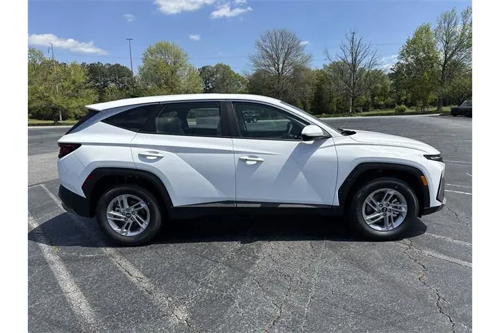 $25815 : Hyundai TUCSON 2025 SE 4dr S image 8