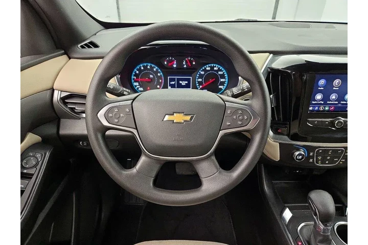 $25998 : Chevrolet Traverse 2023 LS 4 image 10