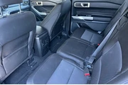 $29487 : Ford Explorer 2023 AWD XLT 4 thumbnail