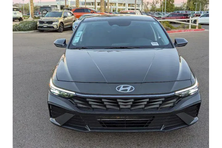 $18990 : Hyundai ELANTRA 2024 SEL 4dr image 9