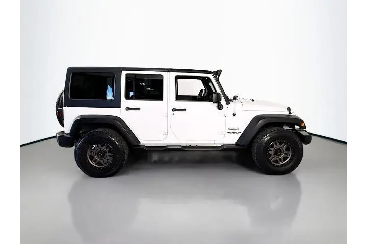 $17000 : Jeep Wrangler Unlimited 2016 image 8