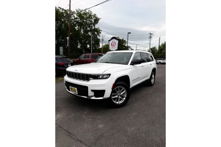 $23995 : 2021 Grand Cherokee L Laredo image 4