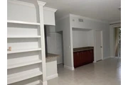 $2200 : Apto Remodelado con  /Laundry thumbnail