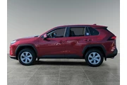$38500 : Toyota RAV4 2025 LE 4dr SUV thumbnail