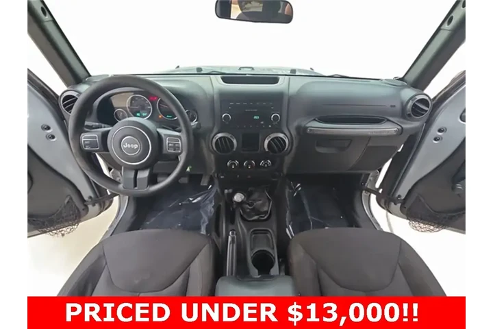 $13944 : Jeep Wrangler Unlimited 2015 image 9